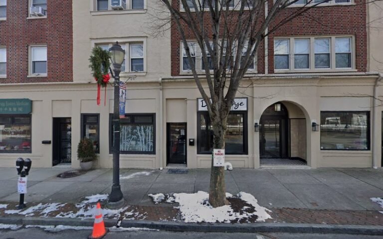 10106 124991172048 768x480