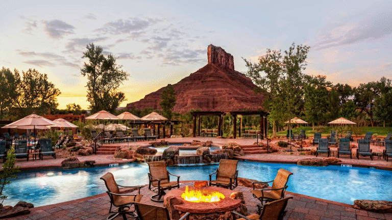 2425 3e6b49119d79 768x432